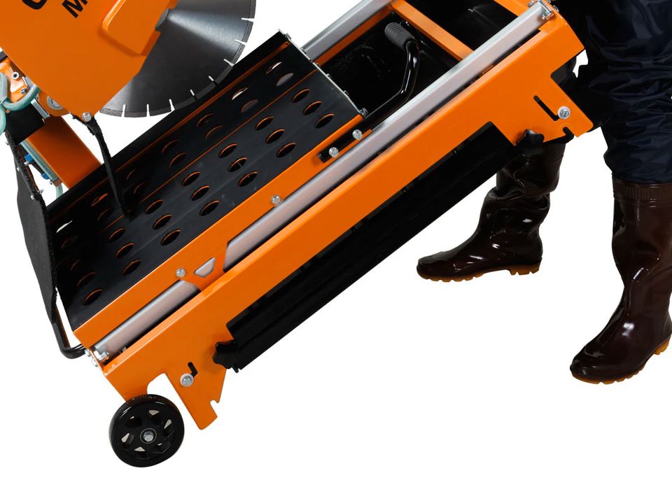 GÖLZ MS400 Kompakte Steintrennmaschine